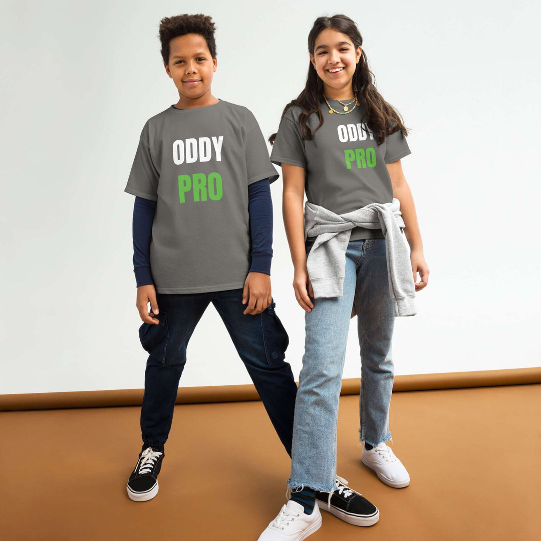 Two children wearing Oddy Pro youth classic t-shirt in Sport Grey, showcasing comfort and style.